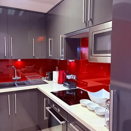 Gorgeous In Paradise Complex פאפוס