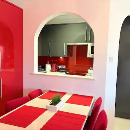 Gorgeous In Paradise Complex