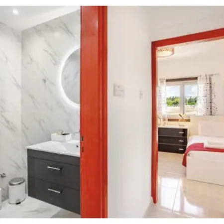 Gorgeous In Paradise Complex