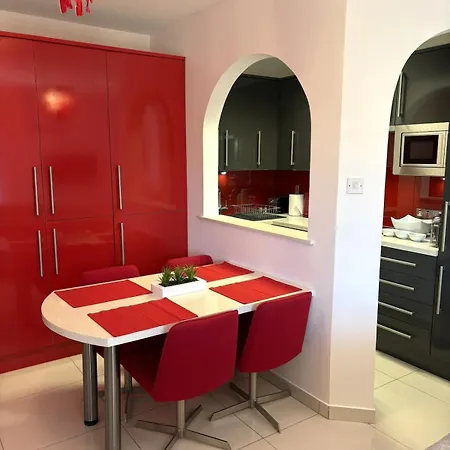 Gorgeous In Paradise Complex